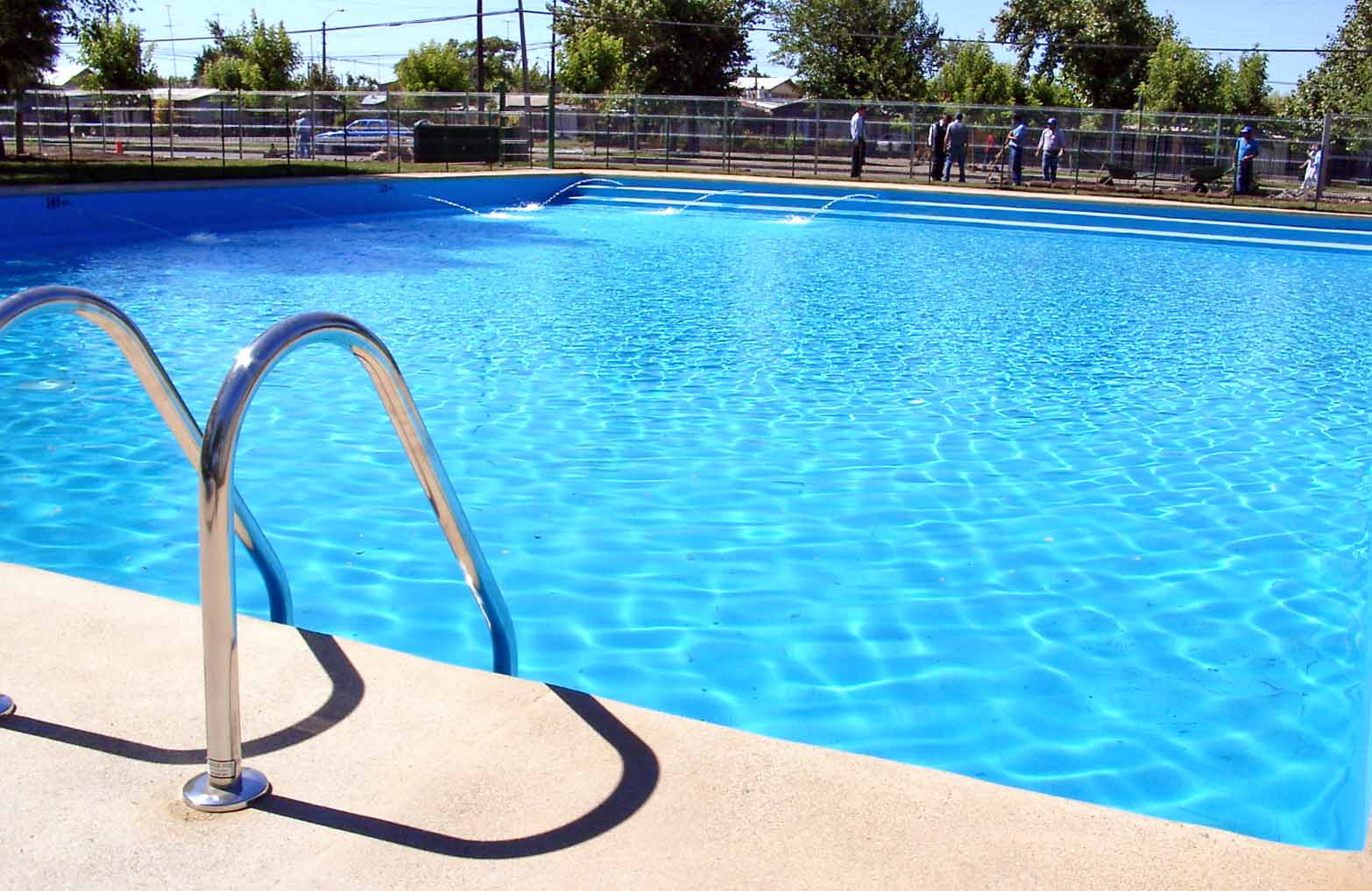 Piscina em dia - Manutenção da água é importante e deve ser cuidadosa